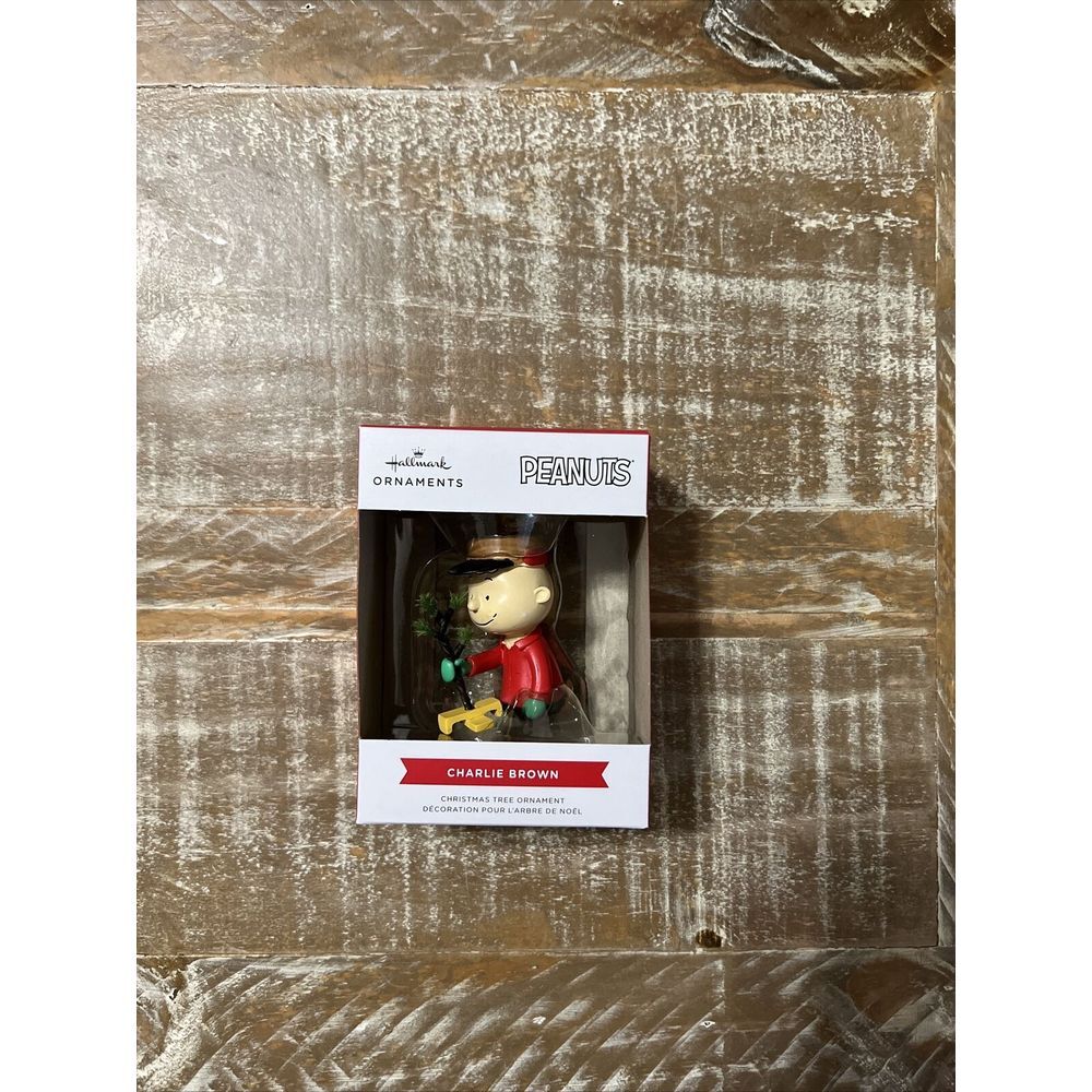Hallmark‎ Peanuts Charlie Brown Kneeling with Tree Christmas Ornament NEW